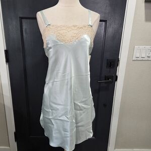Oscar de la Renta Light Blue Chemise with Lace